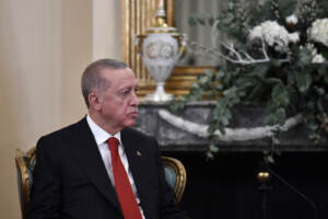 Grecia, Kyriakos Mitsotakis riceve Erdogan ad Atene