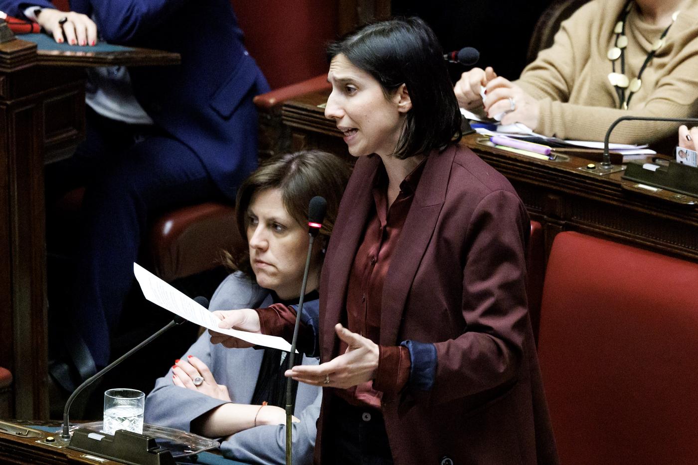 Sanità, Schlein a Meloni: “Ospedali allo stremo, sblocchi il tetto della spesa”