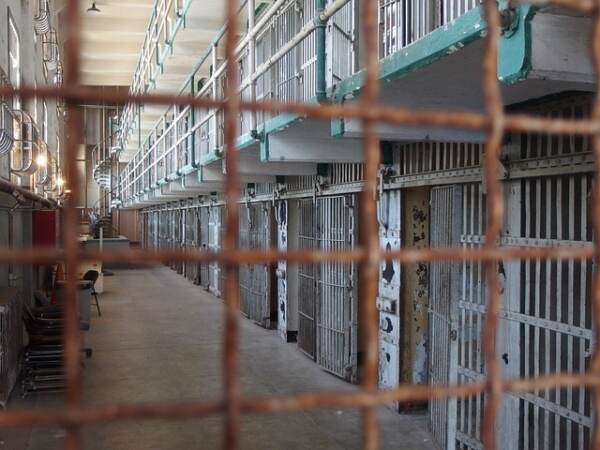 Carceri, Garante detenuti: “44 suicidi in cella da inizio 2024”