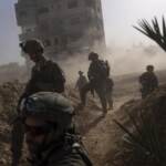 Guerra Israele-Hamas, missile verso nave nel Mar Rosso. Biden: “Pronti a nuovi attacchi”