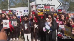 Israele, la marcia per chiedere il rilascio degli ostaggi
