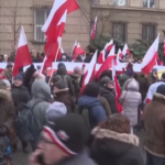 Polonia, protesta contro governo davanti al Parlamento