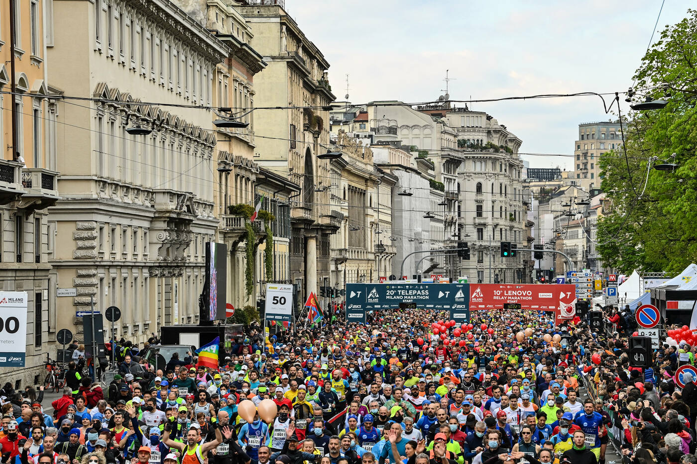 Running, da Milano a Roma la maratona si colora di solidarietà