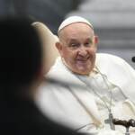 Papa su coppie gay: “Benediciamo le persone”