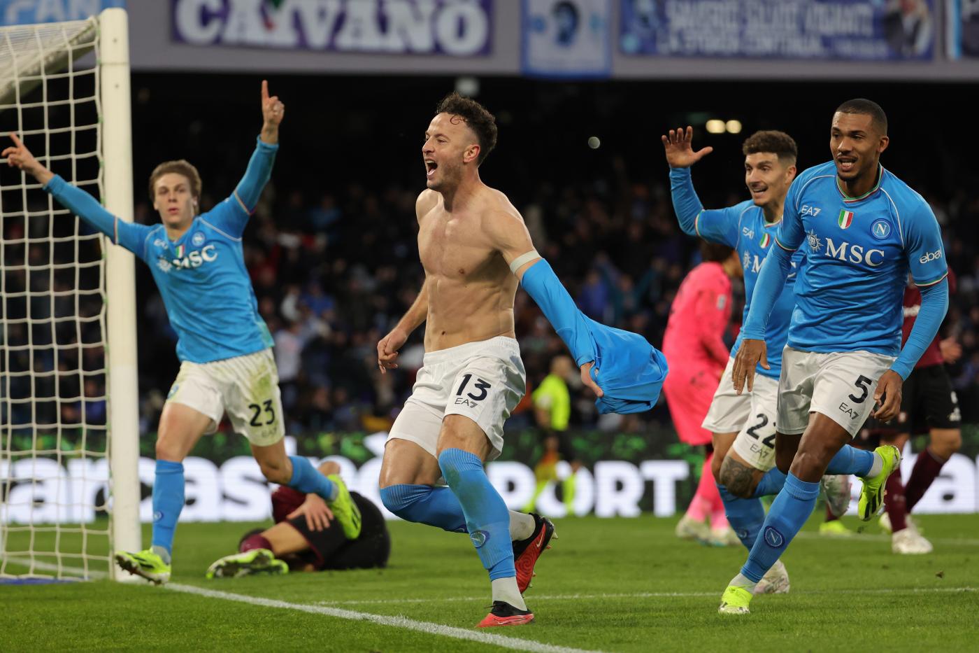 Napoli-Salernitana 2-1, Rrahmani regala tre punti ai partenopei