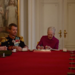 Danimarca, la regina Margrethe II firma la sua storica abdicazione