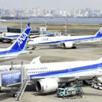 Giappone, crepa su finestrino cabina pilotaggio: aereo rientra in aeroporto