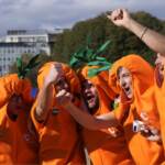 Australian Open, i ‘Carota Boys’ volano con Sinner: chi sono i fan del tennista azzurro