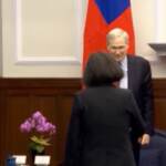 Taiwan, delegazione Usa in visita: “Un brillante esempio di democrazia per il mondo”