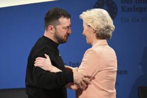 Germania - Il Presidente ucraino Zelensky riceve il Premio Carlo Magno ad Aquisgrana