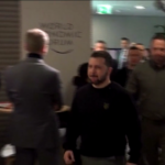L’arrivo di Zelensky al World Economic Forum di Davos
