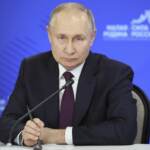 Putin: “Espulsione russi da Paesi baltici mina nostra sicurezza”