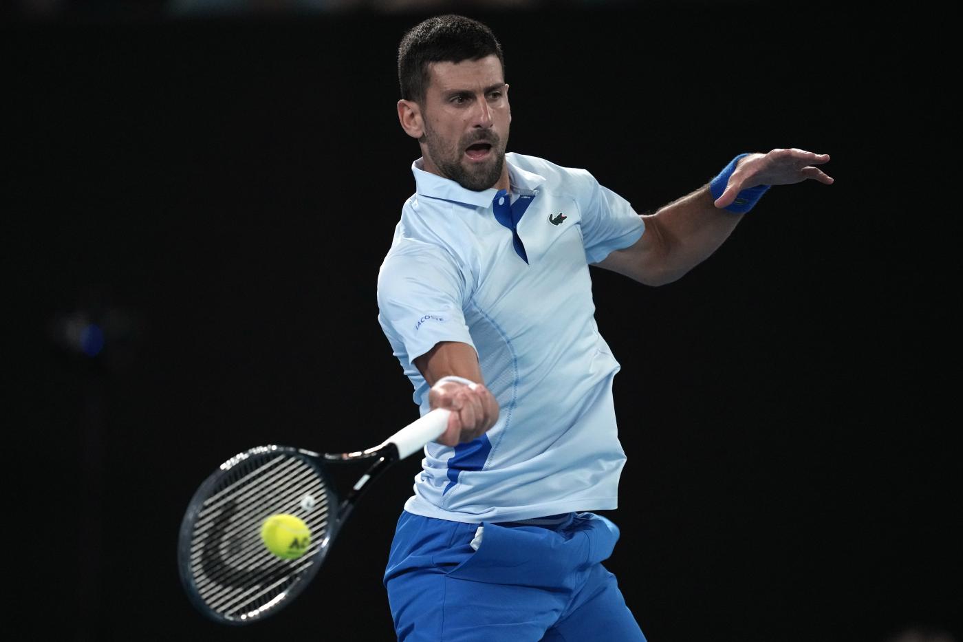Australian Open, Djokovic al terzo turno: Popyrin sconfitto in 4 set Australian Open, Djokovic al terzo turno: Popyrin sconfitto in 4 set