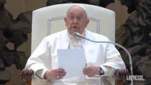 Papa Francesco: “La guerra è una vera sconfitta umana”