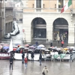 Forlì, Meloni e von der Leyen in Municipio: fuori la contestazione