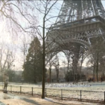 Neve in Francia, imbiancati i monumenti di Parigi