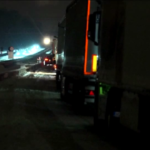 Germania, tempesta neve blocca traffico: bevande calde per automobilisti