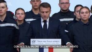 Ucraina, Macron: “Vittoria russa rappresenterebbe la fine della sicurezza europea”