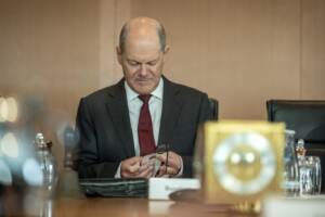 Berlino - Il cancelliere tedesco Olaf Scholz alla riunione settimanale di gabinetto
