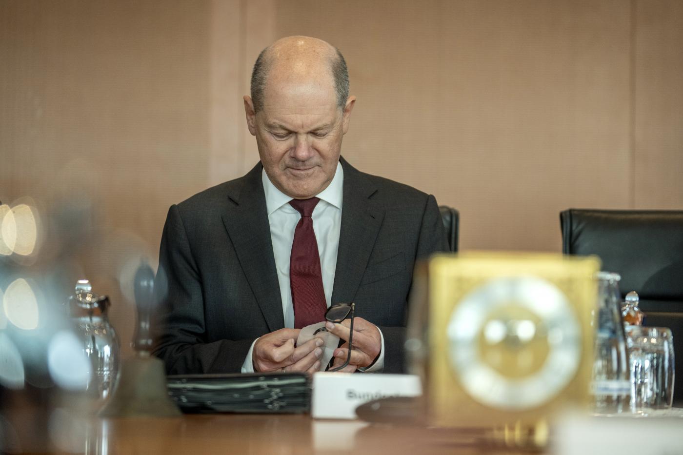 Germania, allarme Scholz: “Estremisti destra attaccano democrazia”