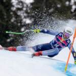 Sci, Coppa Mondo: Sarrazin vince discesa Kitzbuehel, secondo l’azzurro Schieder