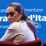 FdI, Arianna Meloni: “Ci attaccano per farci saltare i nervi, non ci riusciranno”