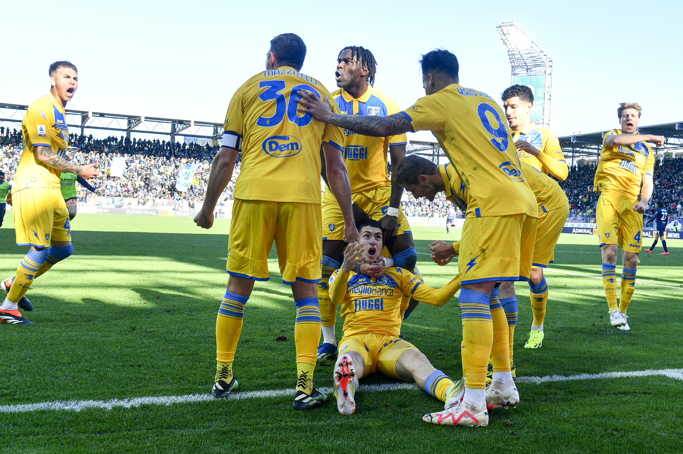 Frosinone-Cagliari 3-1, vittoria in rimonta dei ciociari