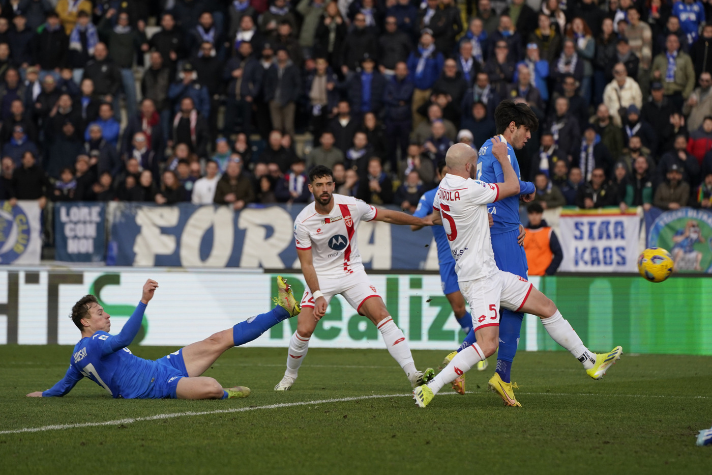Empoli-Monza 3-0, super Zurkowski regala i primi tre punti a Nicola