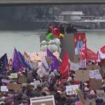 Germania, ancora in migliaia in piazza contro l’estrema destra