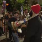 Israele, familiari ostaggi protestano davanti a residenza Netanyahu