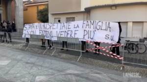 Lodi, funerali Giovanna Pedretti: famiglia non vuole giornalisti in chiesa