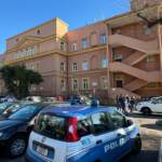 Roma, cadavere nel cortile di una scuola: è di un 20enne
