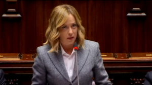 Sanità, Meloni a Schlein: “Ci chiedete di risolvere problemi creati da voi”