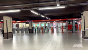 Sciopero dei mezzi, a Milano la metro deserta