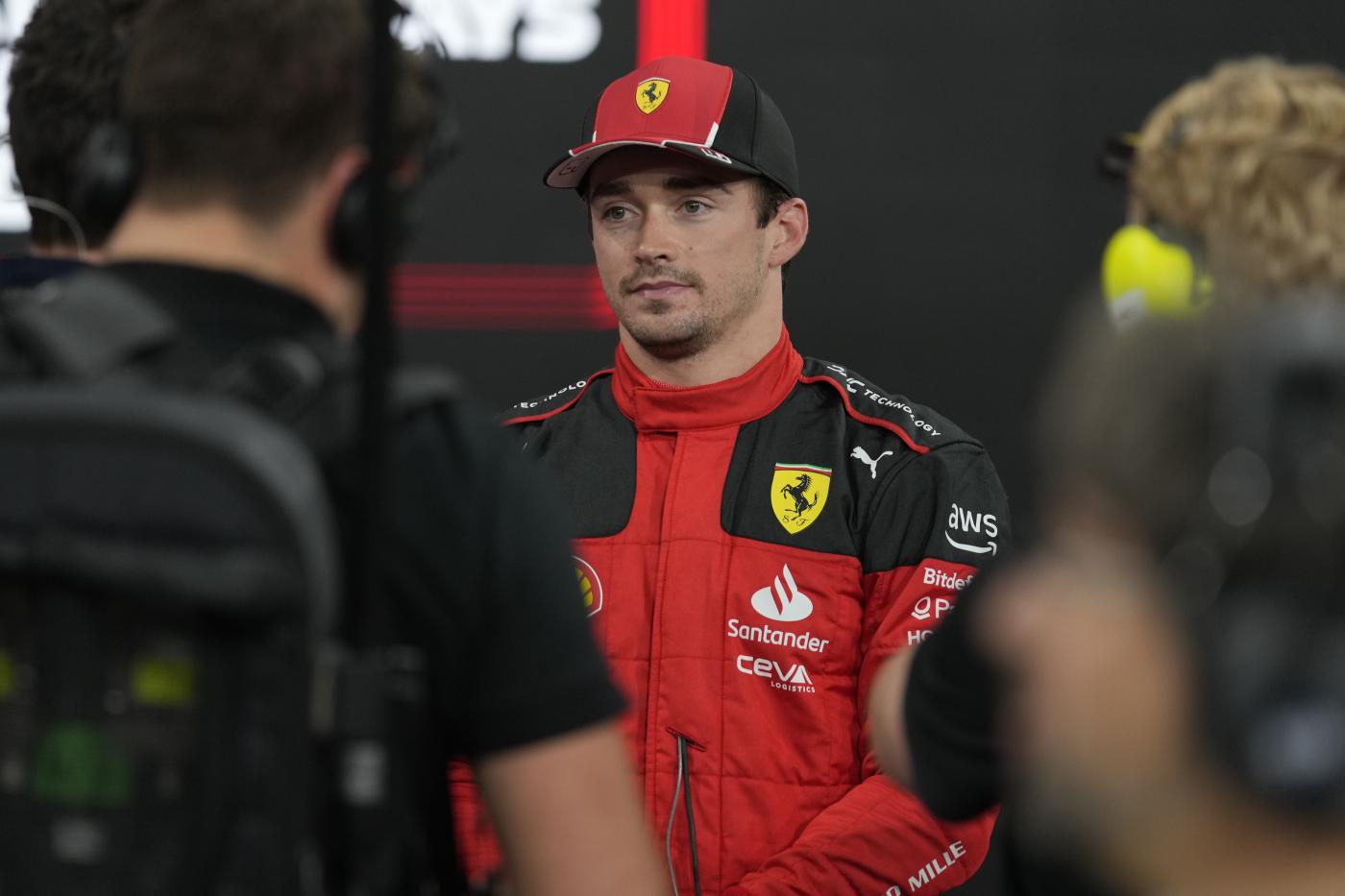 Leclerc rinnova con la Ferrari: “Avanti anche per prossime stagioni”