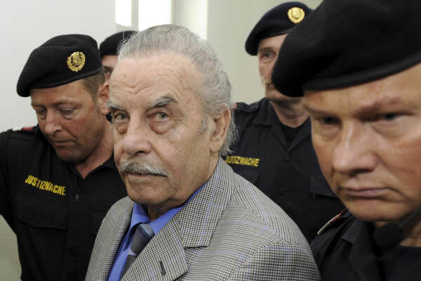 Austria, Josef Fritzl non sarà liberato ma trasferito in normale prigione