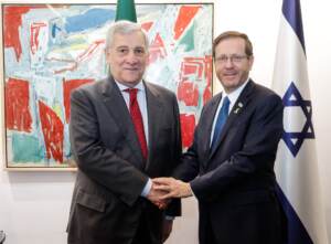 Medioriente, Tajani incontra presidente israeliano Herzog