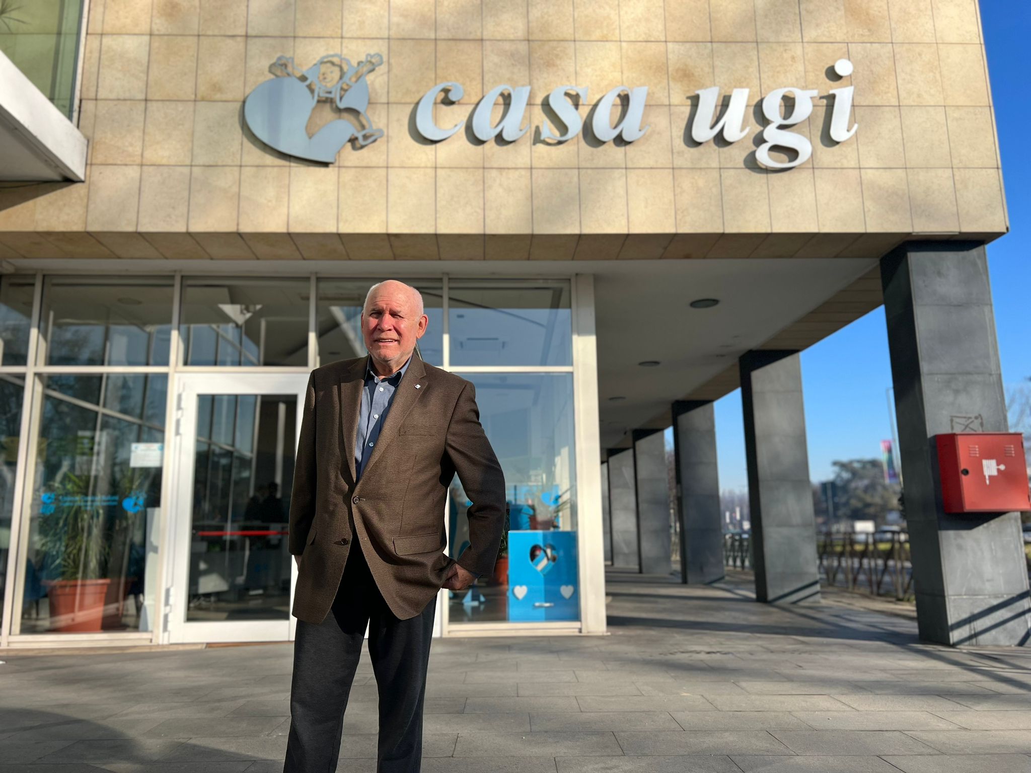 Torino, Steve McCurry incontra i piccoli pazienti di Casa Ugi Torino, Steve McCurry incontra i piccoli pazienti di Casa Ugi