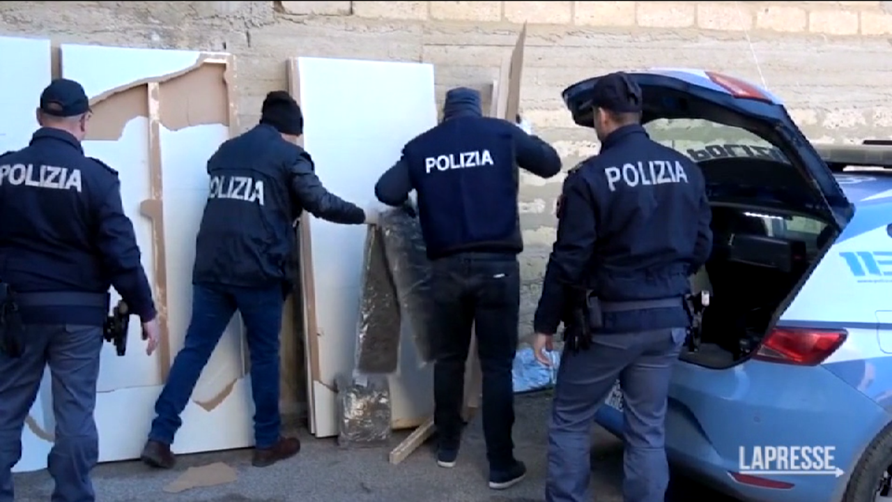 VIDEO Caltanissetta, Operazione Antidroga: Sequestrati 28 Kg Marijuana ...