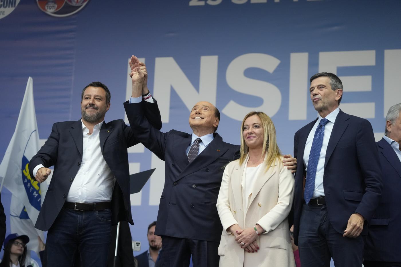 Silvio Berlusconi, Meloni: “Suo ricordo ispira nostro percorso” Silvio Berlusconi, Meloni: “Suo ricordo ispira nostro percorso”