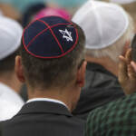 Napoli, rabbino denuncia: “Ebrei minacciati per indossare kippah”