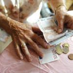 Assistenza anziani, prestazione 1000 euro a circa 25mila soggetti