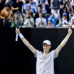 Australian Open, Sinner nella storia. Batte Djokovic e vola in finale