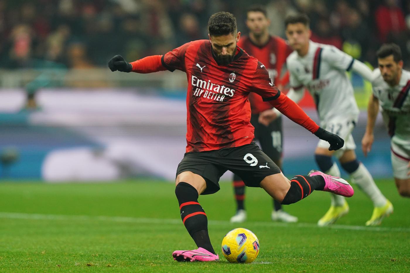 Milan-Bologna 2-2, i rossoneri sbagliano due rigori