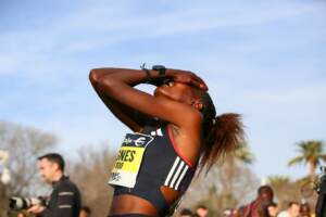 Running, Agnes Ngetich: “Inseguivo il record sui 10 km, centrarlo è stato un sollievo”