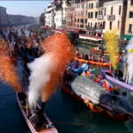 Venezia, nuvole di coriandoli e palloncini aprono ufficialmente il Carnevale