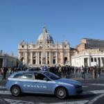 Roma, tenta ingresso a San Pietro con coltello: arrestato 51enne