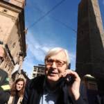 Sgarbi annuncia: “Citerò in giudizio Report”. Chiederà danni per 5 mln