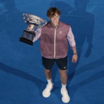 Da Pietrangeli a Schiavone e Sinner, tutti gli italiani che hanno vinto uno Slam