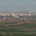 Gaza, raid israeliano su quartiere residenziale: almeno 25 morti